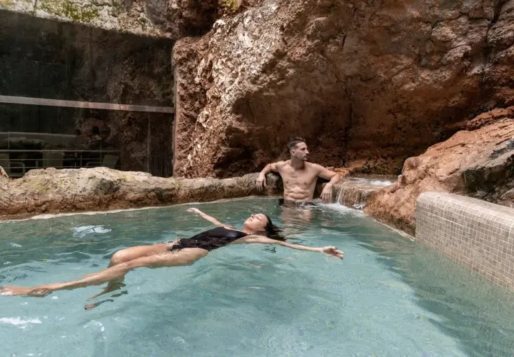 Precios de balneario La Hermida: tarifas que no te esperas