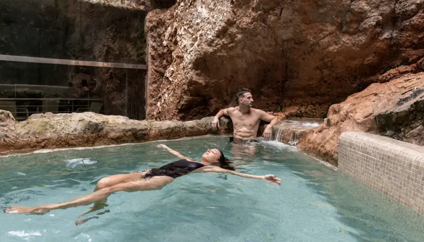 Precios de balneario La Hermida: tarifas que no te esperas
