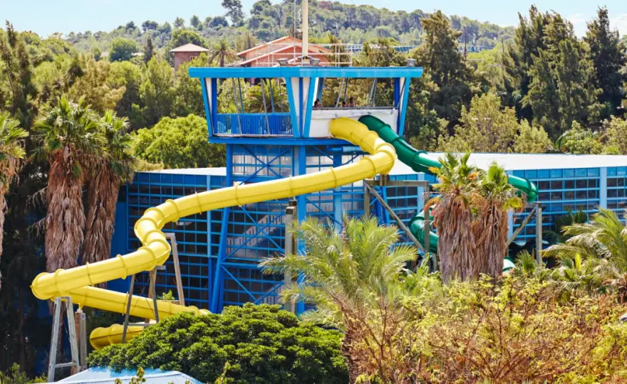 Todo sobre el tifón parque de atracciones: características y tiempos de espera