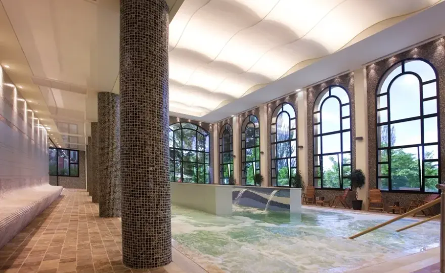 Hotel balneario Paracuellos de Jiloca: historia, relax y bienestar